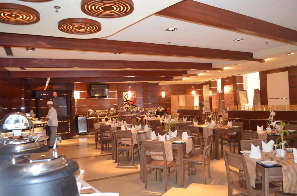 Eastyard Khobar Hotel - Formerly Ramada By Wyndham Khobar Extérieur photo