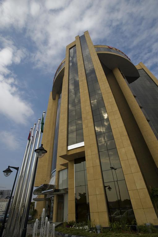 Eastyard Khobar Hotel - Formerly Ramada By Wyndham Khobar Extérieur photo