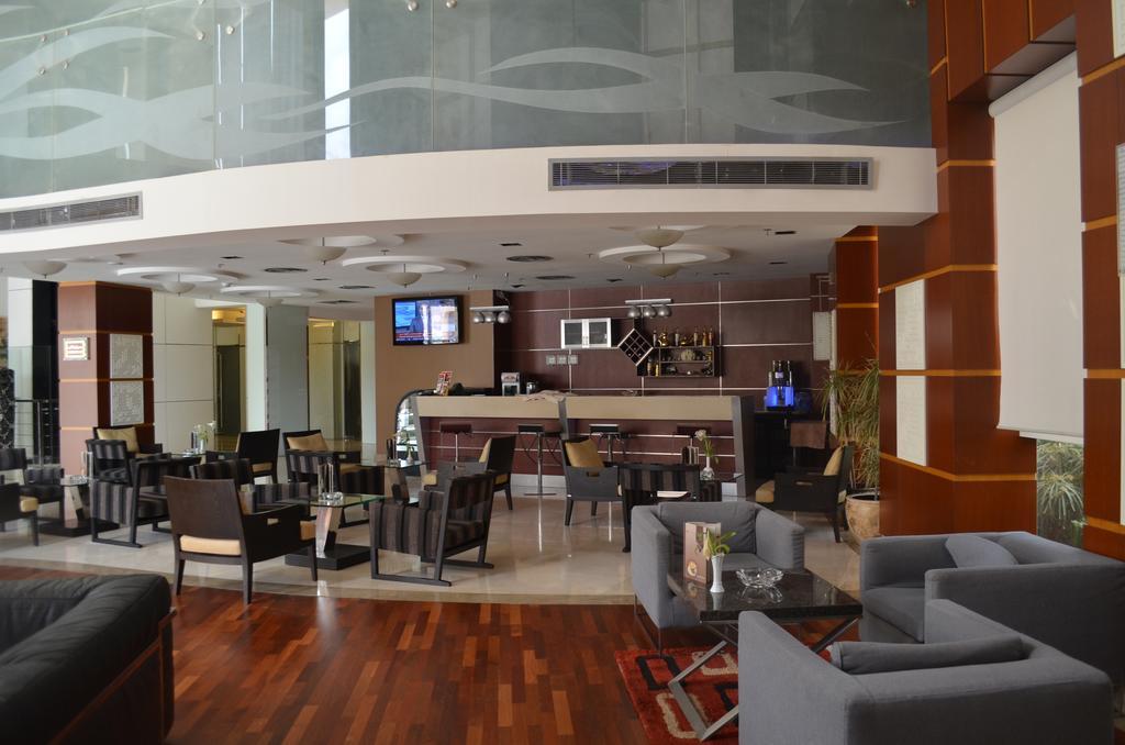 Eastyard Khobar Hotel - Formerly Ramada By Wyndham Khobar Extérieur photo