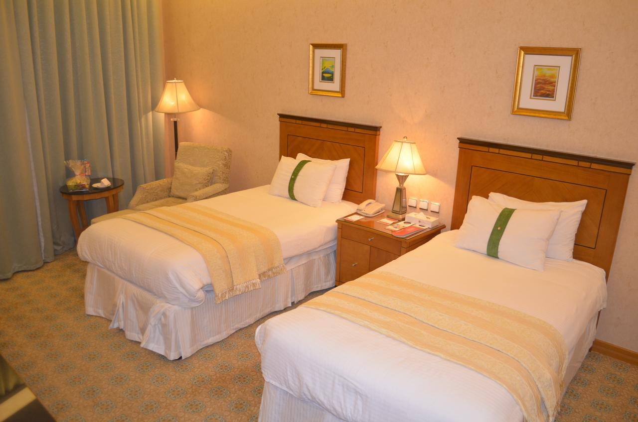 Eastyard Khobar Hotel - Formerly Ramada By Wyndham Khobar Chambre photo