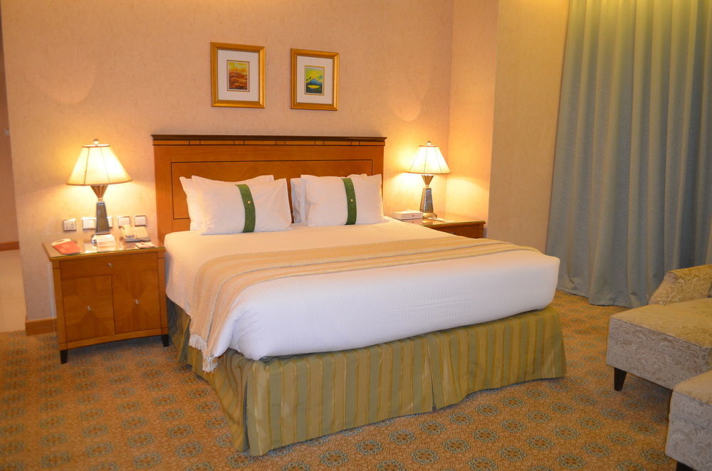 Eastyard Khobar Hotel - Formerly Ramada By Wyndham Khobar Extérieur photo