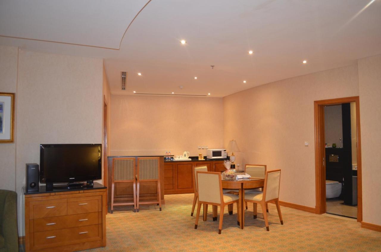 Eastyard Khobar Hotel - Formerly Ramada By Wyndham Khobar Extérieur photo