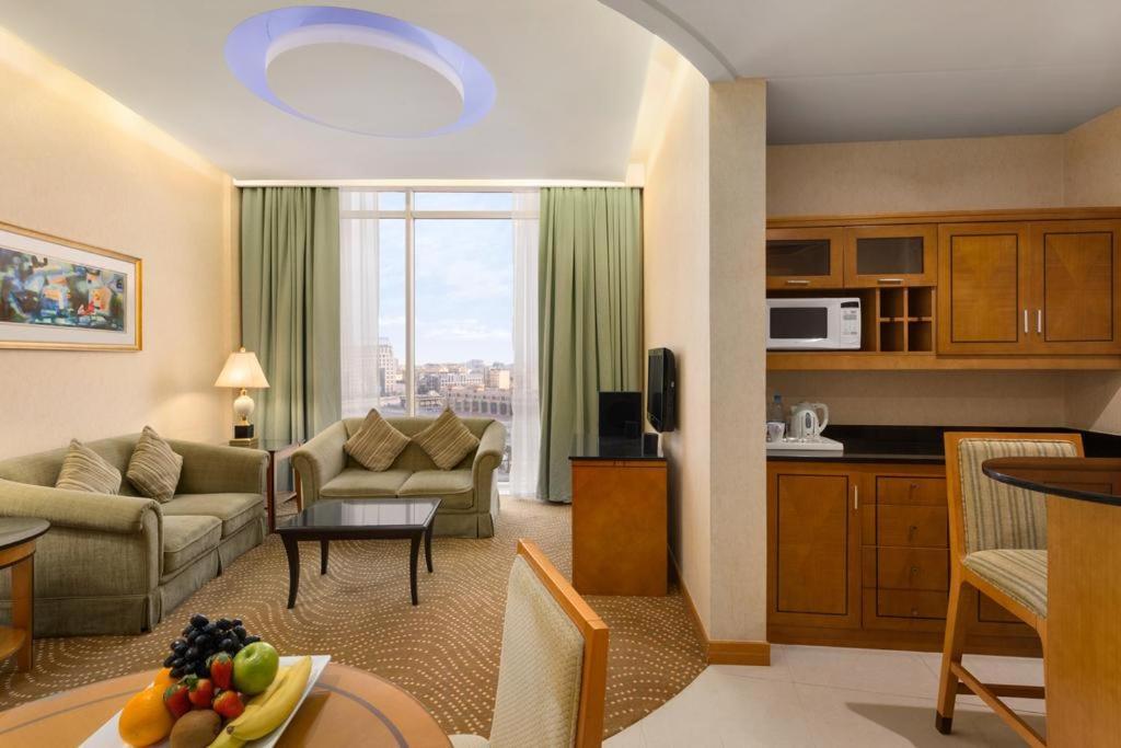 Eastyard Khobar Hotel - Formerly Ramada By Wyndham Khobar Extérieur photo